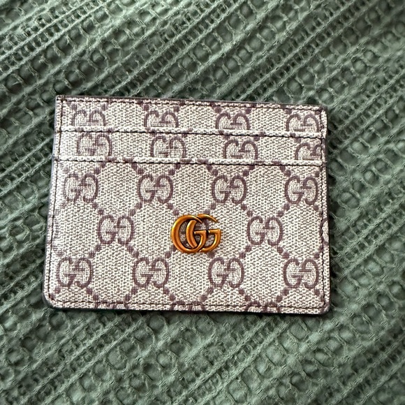 Not Real Designer Cardholder - Picture 2 of 4